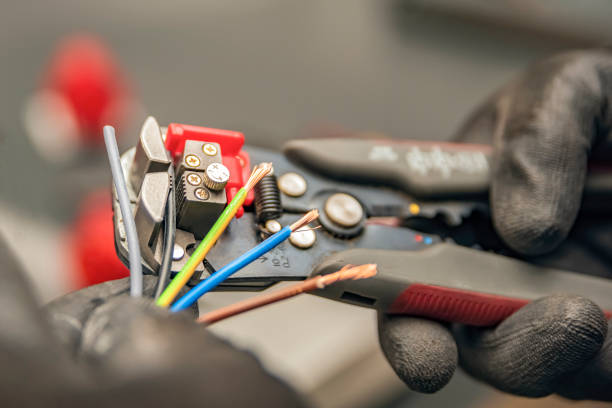Best Emergency Electrical Repair  in Monfort Heights, OH